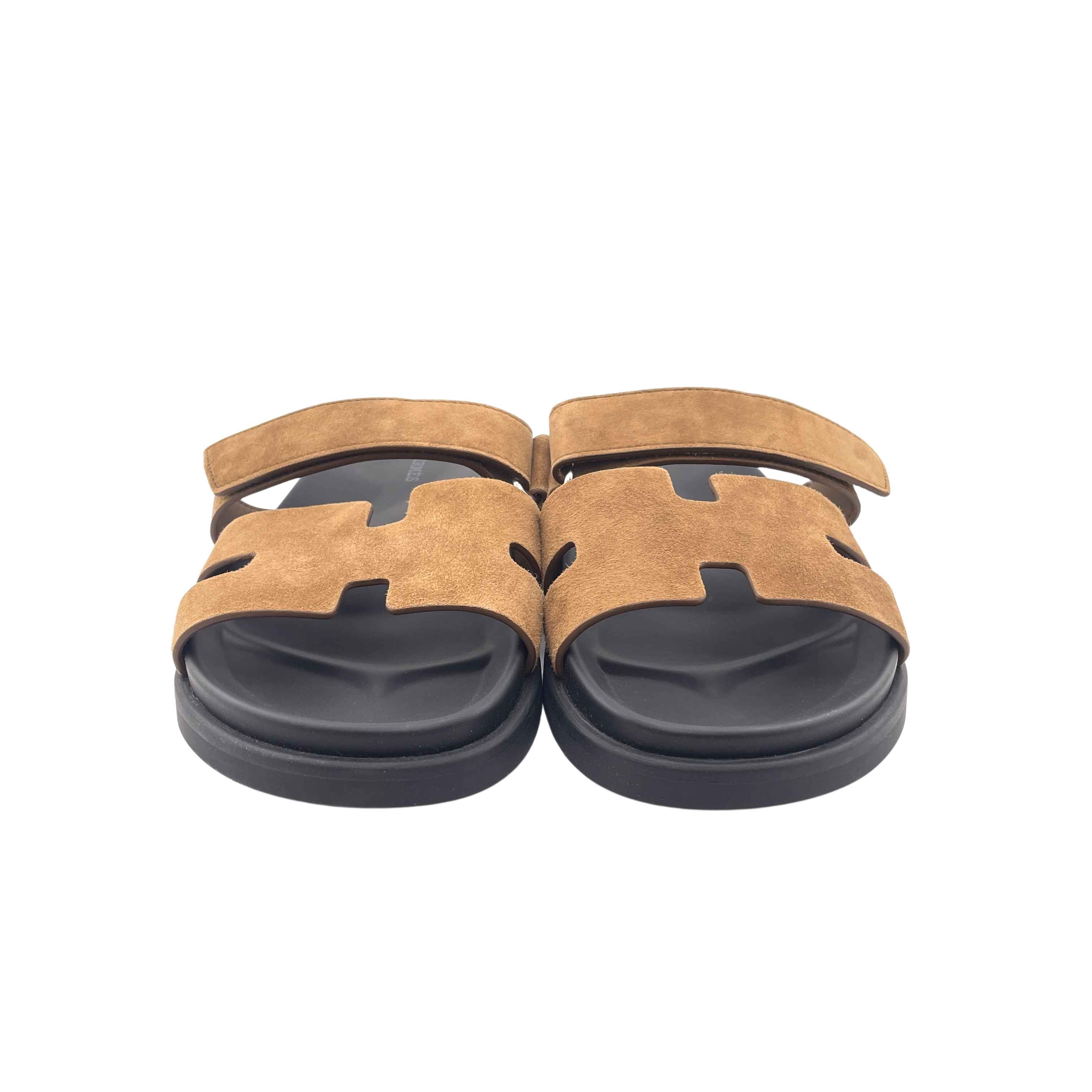 Hermès Chypre Sandal Gold Suede