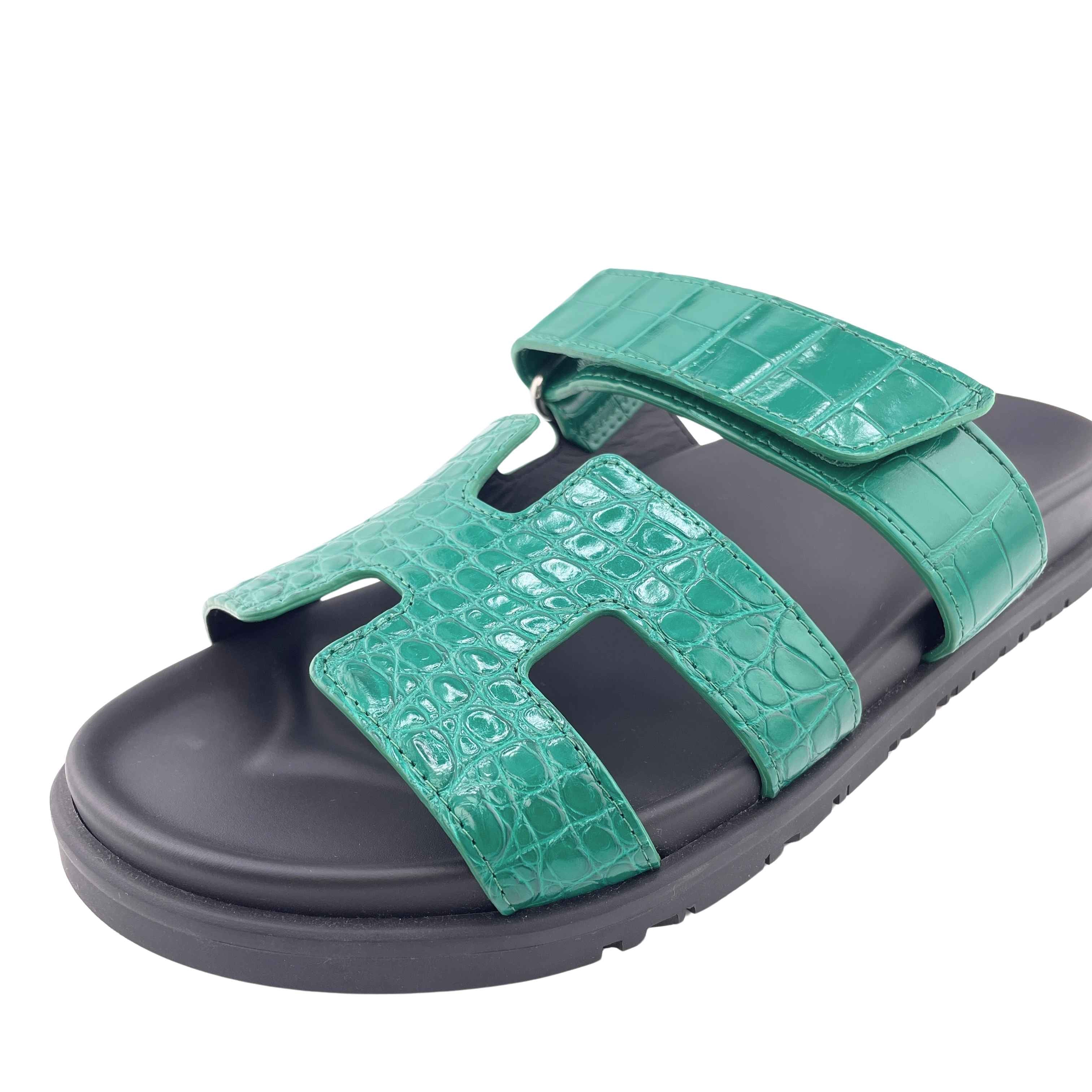 Hermès Chypre Sandal Emerald Shiny Gator
